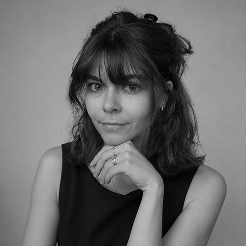 JULIANABER_Portrait_SW